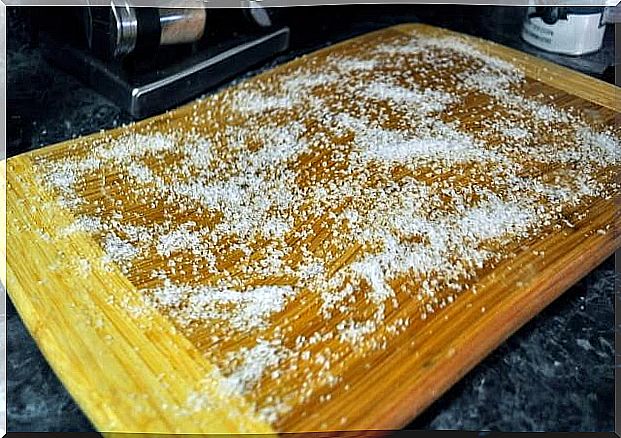 The cutting board should be sanitized every day