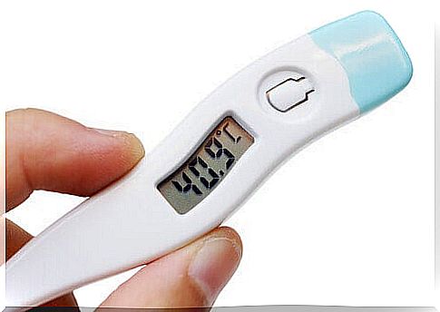 Digital thermometer.  Fever.