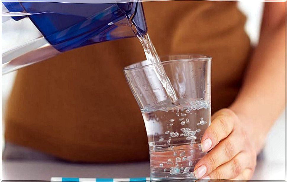 make alkaline water