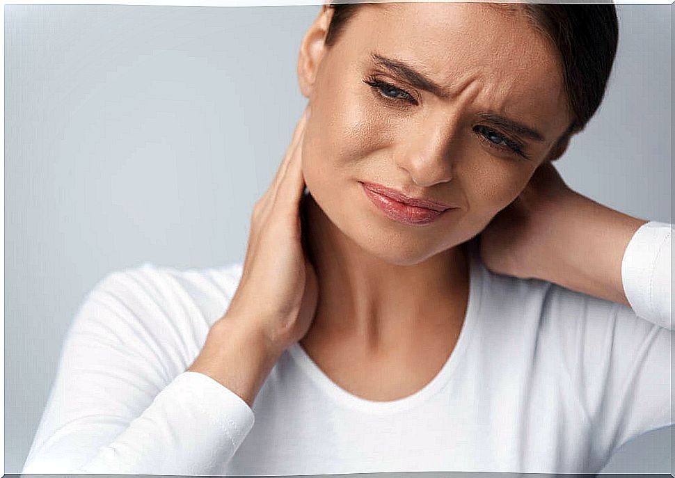 Woman with neck pain