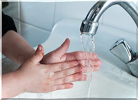 rinse hands