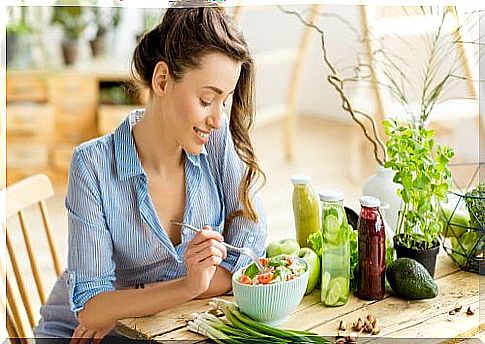 Woman eating healthy