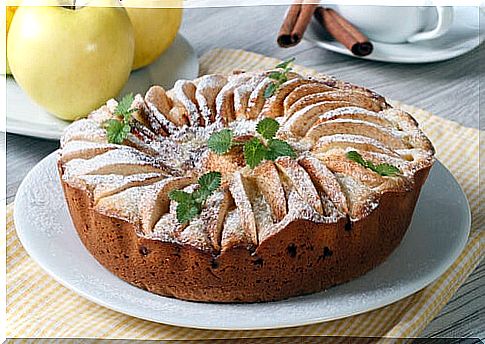 apple yogurt cake